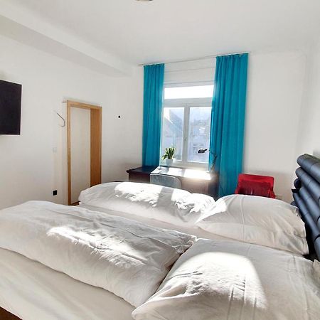Helles Zimmer Mit Kingsize-Bett MHG Exteriér fotografie