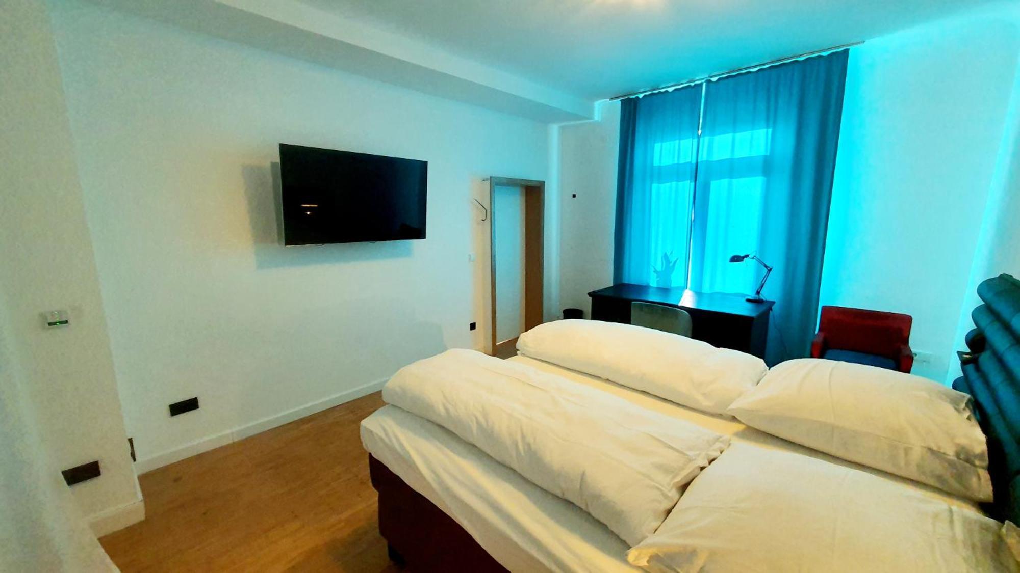 Helles Zimmer Mit Kingsize-Bett MHG Exteriér fotografie
